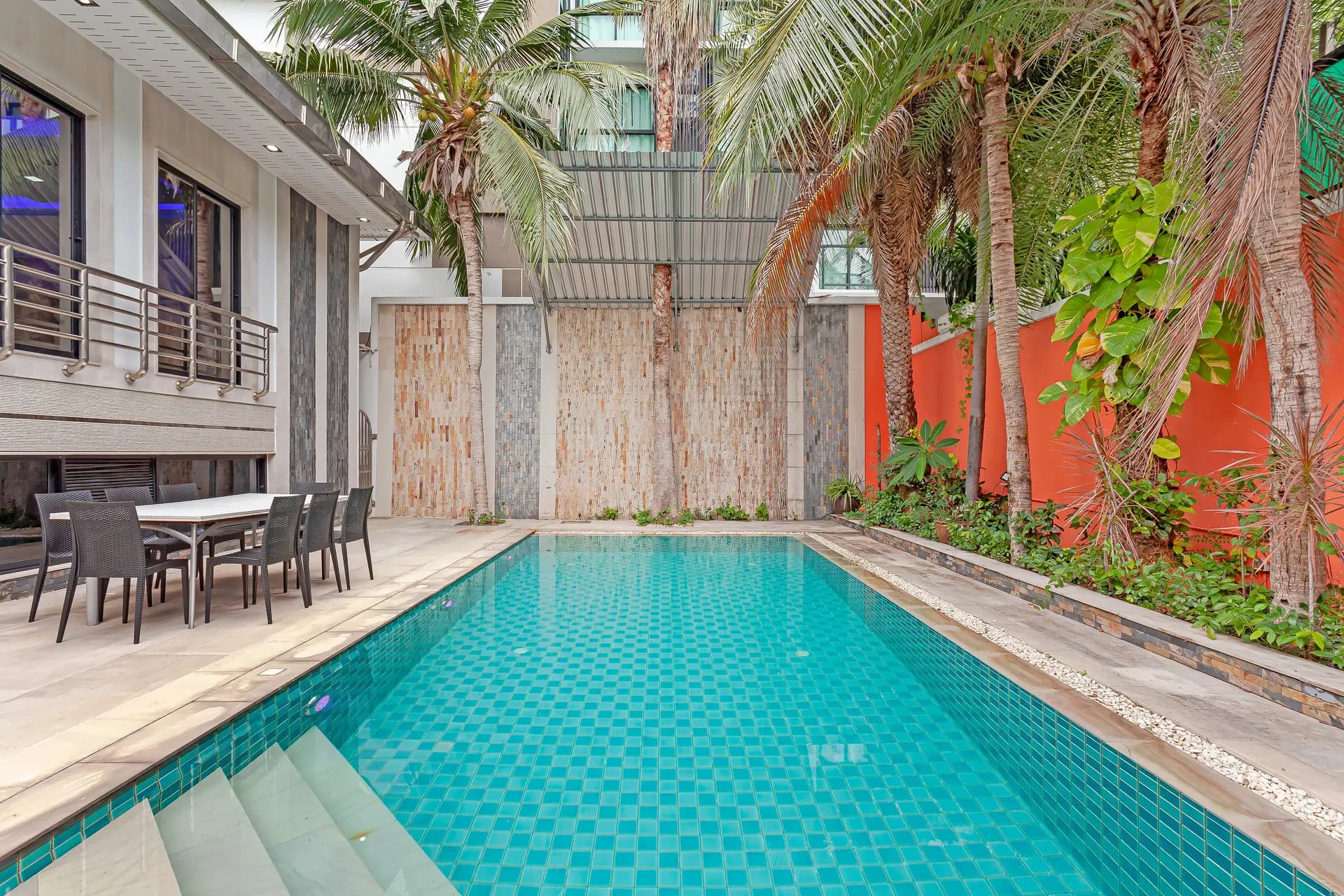 Royal Grand Villa Pattaya