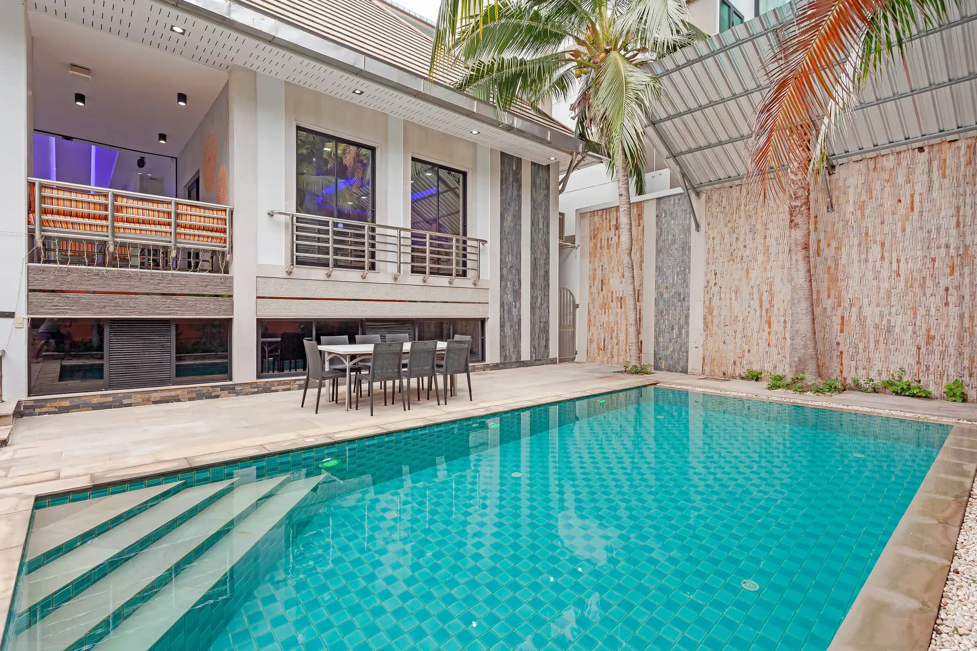Royal Grand Villa Pattaya
